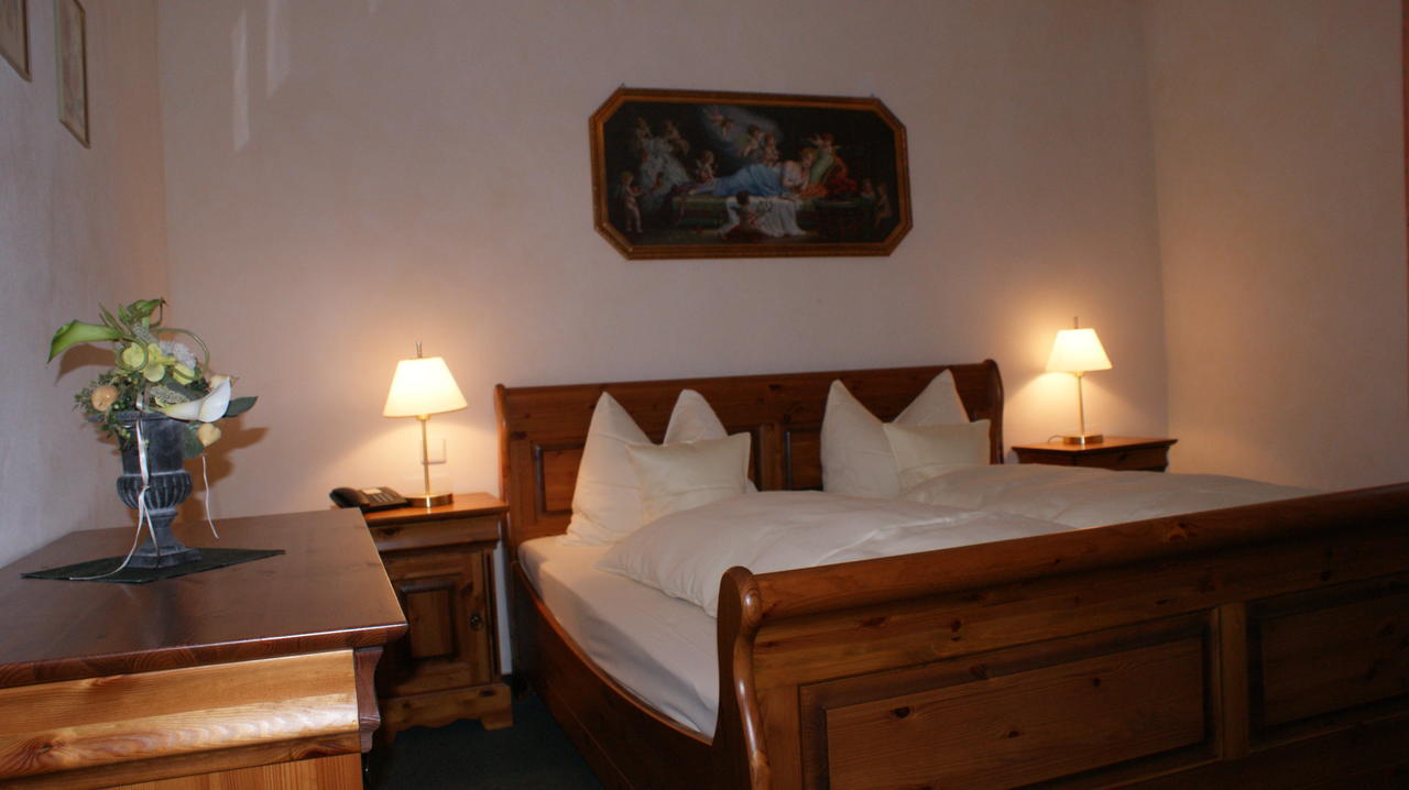 LandHotel Lönskrug Hellental Værelse billede
